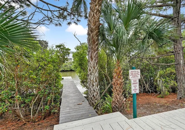 Photo 2 of Townhouse for sale at 14879 Seminole Trl, Seminole, FL 33776 | MLS# TB8427842 | Listing updated on 2026-10-03