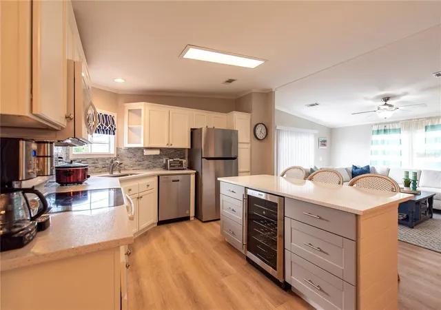 Photo 3 of Manufactured home for sale at 21 Amsterdam Ave, Punta Gorda, FL 33950 | MLS# C7514863 | Listing updated on 2026-09-12