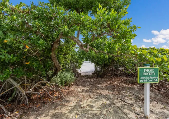 38th image of 847 Evergreen Way, Longboat Key, FL 34228 | MLS# A4665172