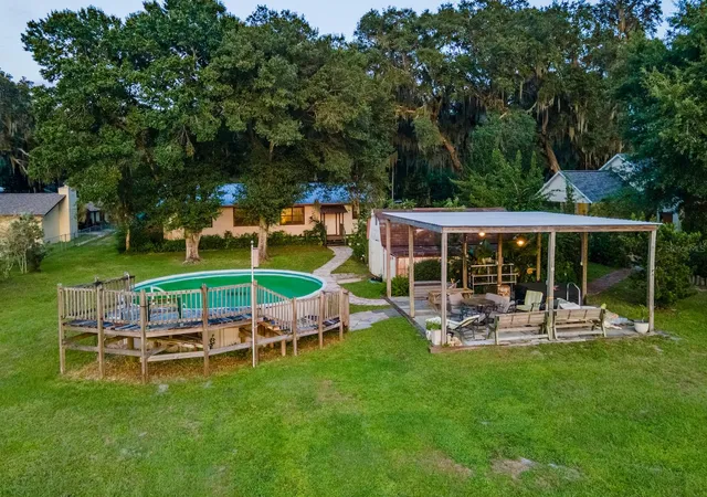 Photo 3 of Single family home for sale at 25212 E Highway 316, Fort Mc Coy, FL | MLS# OM709648 | Listing updated on 2026-09-18