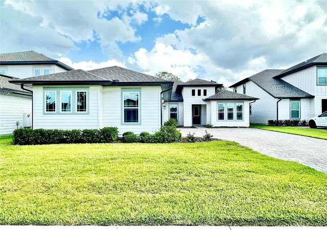 Photo 2 of Single family home for sale at 17552 Lake Star Rd, Winter Garden, FL 34787 | MLS# O6344668 | Listing updated on 2026-06-05