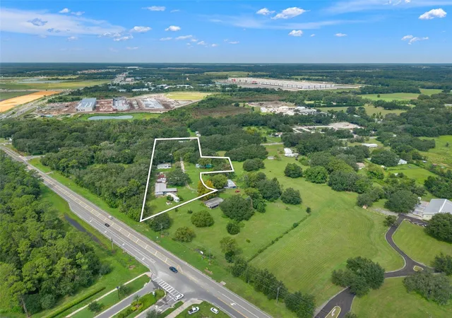 3rd image of 31107 Dana Dr, San Antonio, FL 33576 | MLS# TB8428223