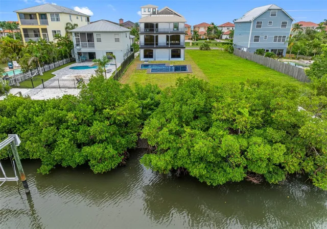 5th image of 6415 Marbella Blvd, Apollo Beach, FL 33572 | MLS# TB8428233