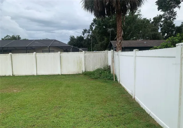 11th image of 39248 9th Ave, Zephyrhills, FL 33542 | MLS# TB8428382