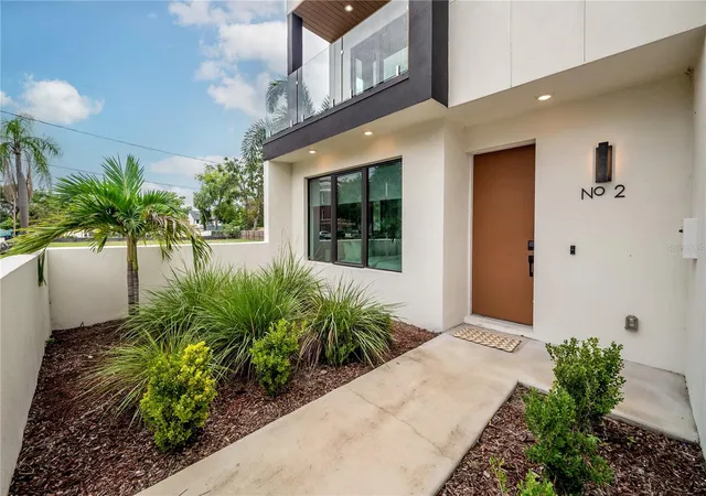 4th image of 117 W Gladys St #2, Tampa, FL 33602 | MLS# TB8428523