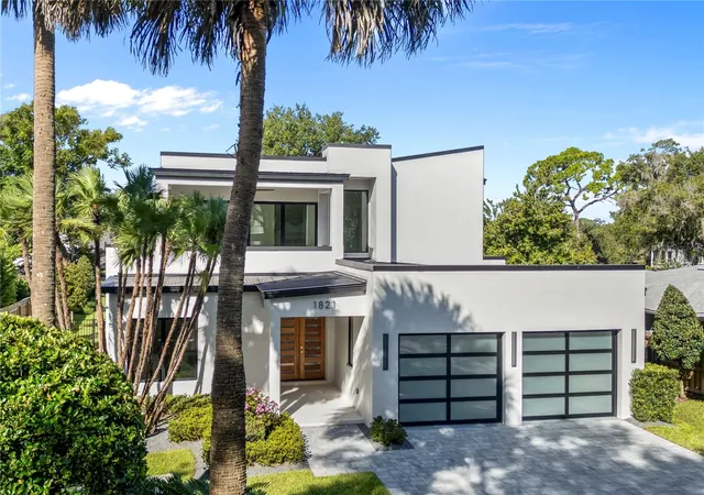 Photo 1 of Single family home for sale at 1821 Englewood Rd, Winter Park, FL 32789 | MLS# O6345085 | Listing updated on 2026-10-03
