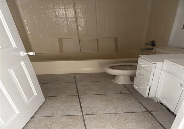 Photo 3 of Single family home for sale at 2930 Grayton St, Deltona, FL 32738 | MLS# O6345116 | Listing updated on 2026-08-21