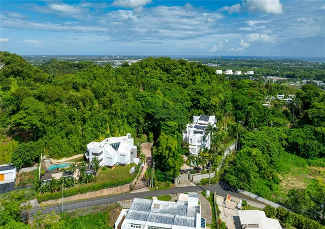 Photo 4 of Land for sale at Lot E 502 Tintillo St, Guaynabo, PR 00966 | MLS# PR9116126 | Listing updated on 2026-08-17