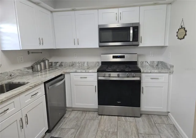 Homes for sale in Saint Petersburg, FL | 5920 80th St N #406, Saint Petersburg, FL 33709 | MLS# TB8428997