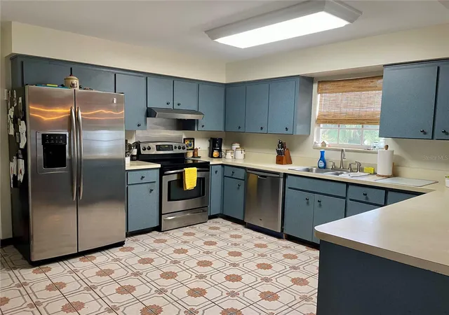 Photo 3 of Single family home for sale at 2615 Willow Oak Dr, Edgewater, FL 32141 | MLS# V4944978 | Listing updated on 2026-07-11