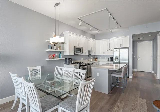 3rd image of 150 E Robinson St #2008, Orlando, FL 32801 | MLS# O6345482