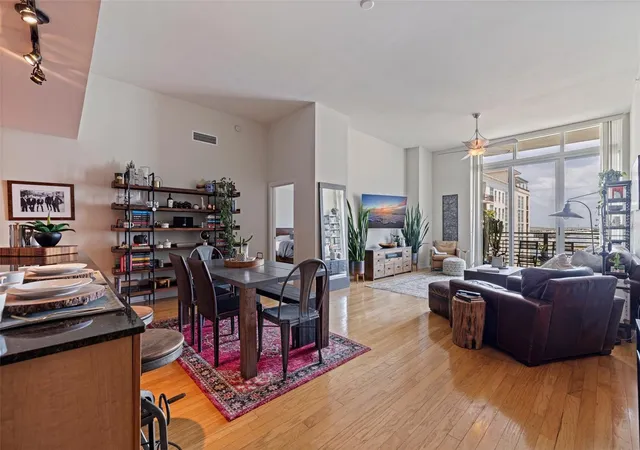 5th image of 1208 E Kennedy Blvd #831, Tampa, FL 33602 | MLS# TB8429240