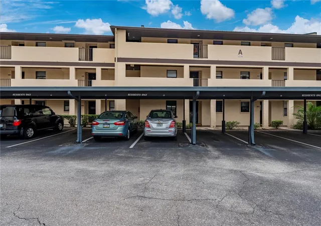 Photo 4 of Condo for sale at 2395 Harbor Blvd #310, Port Charlotte, FL 33952 | MLS# C7515049 | Listing updated on 2026-10-09