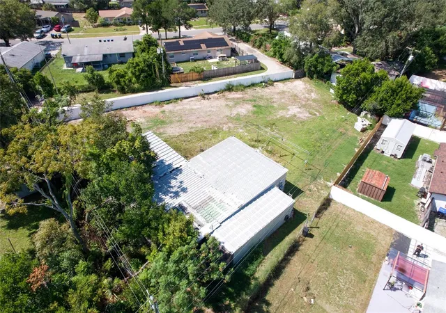 Photo 3 of Sale Pending at 3613 Tam Dr, Orlando, FL 32808 | MLS# S5135006 | Listing updated on 2026-09-18