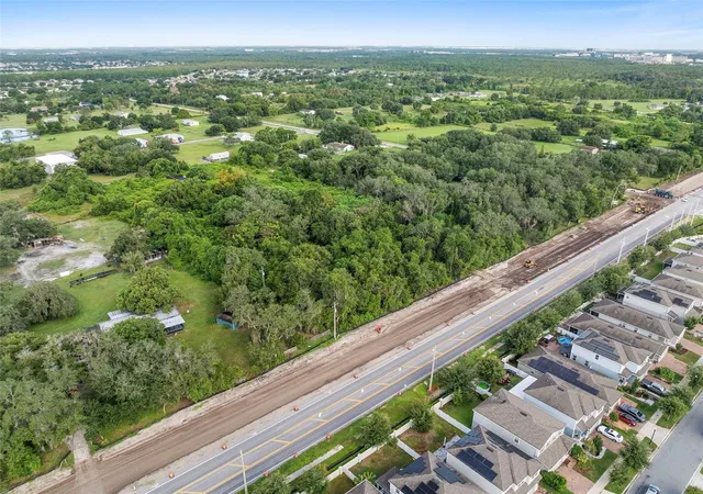 Photo 2 of Sale Pending at 4345 Boggy Crk Rd, Kissimmee, FL 34744 | MLS# O6345938 | Listing updated on 2026-06-17