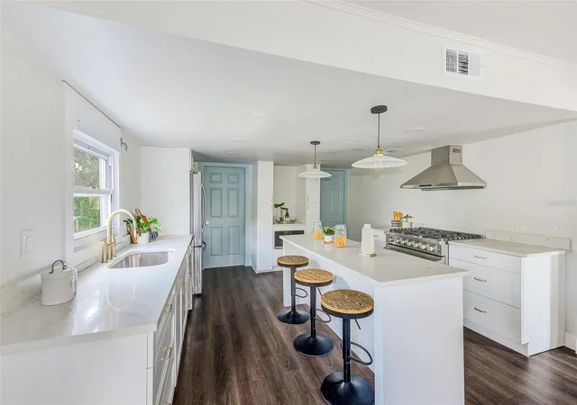 Photo 3 of Single family home for sale at 2003 W Sam Allen Rd, Plant City, FL 33565 | MLS# TB8429678 | Listing updated on 2026-07-17
