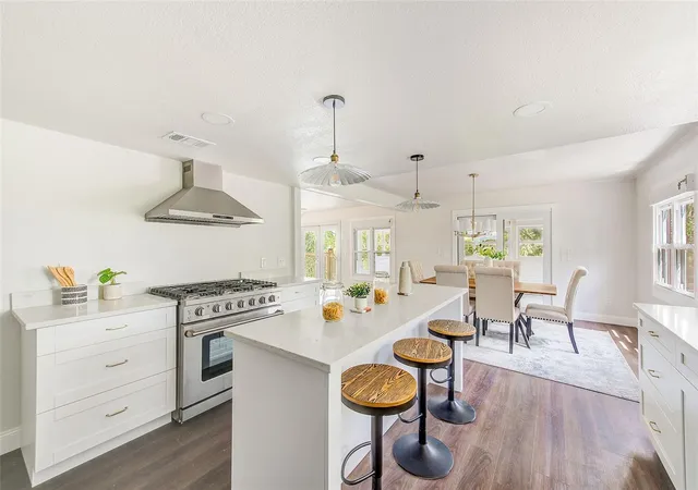 Photo 4 of Single family home for sale at 2003 W Sam Allen Rd, Plant City, FL 33565 | MLS# TB8429678 | Listing updated on 2026-07-17
