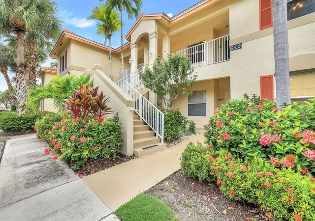 1st image of 6635 Huntington Lakes Cir #202, Naples, FL 34119 | MLS# A4665685