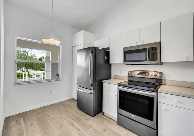 5th image of 6635 Huntington Lakes Cir, NAPLES, FL 34119