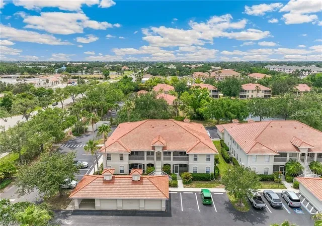 Photo 2 of Condo for sale at 10202 L Pavia Blvd #10202, Venice, FL 34292 | MLS# A4665697 | Listing updated on 2026-05-07