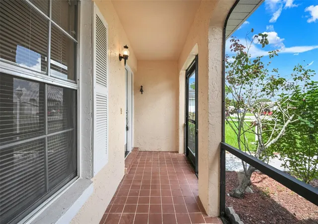 Photo 4 of Single family home for sale at 461 Boxwood Ct, Kissimmee, FL 34743 | MLS# O6346030 | Listing updated on 2026-09-02