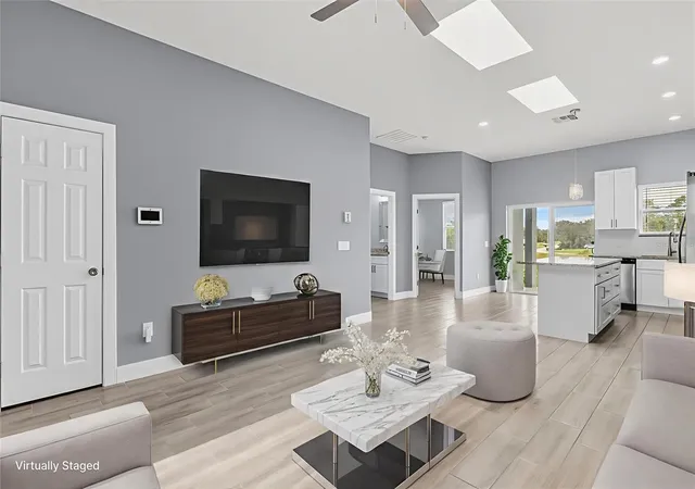Photo 3 of Single family home for sale at 423 Vernon Ct, Kissimmee, FL 34759 | MLS# S5135083 | Listing updated on 2026-09-13