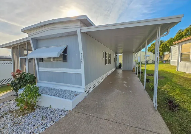 Photo 2 of Manufactured home for sale at 7139 El Conquistador St, Zephyrhills, FL 33541 | MLS# TB8429820 | Listing updated on 2026-09-21