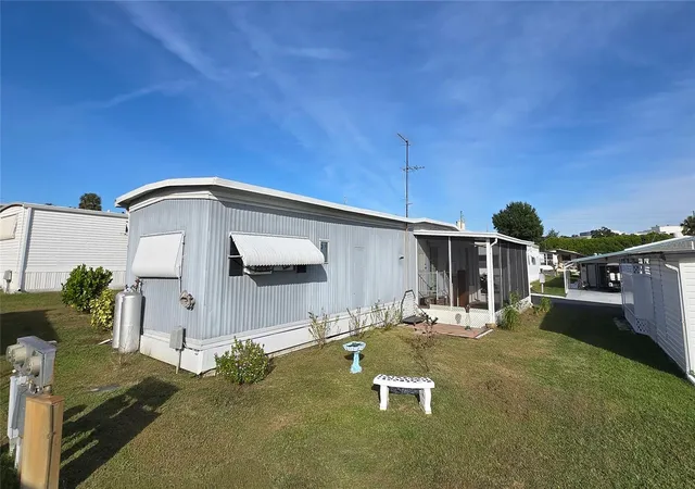 Photo 3 of Manufactured home for sale at 7139 El Conquistador St, Zephyrhills, FL 33541 | MLS# TB8429820 | Listing updated on 2026-09-21