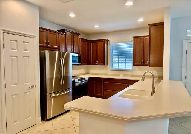 Photo 3 of Sale Pending at 2585 Cortenova Ct, Venice, FL 34292 | MLS# D6143882 | Listing updated on 2026-09-04