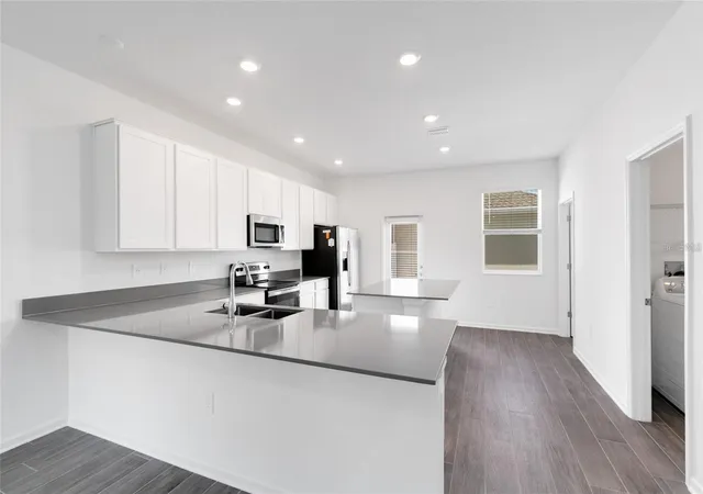 Photo 4 of Townhouse for sale at 10540 Tribute Dr, Winter Garden, FL 34787 | MLS# O6346155 | Listing updated on 2026-10-14