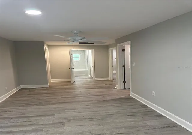 2nd image of 507 Stone St, Wildwood, FL 34785 | MLS# O6346169