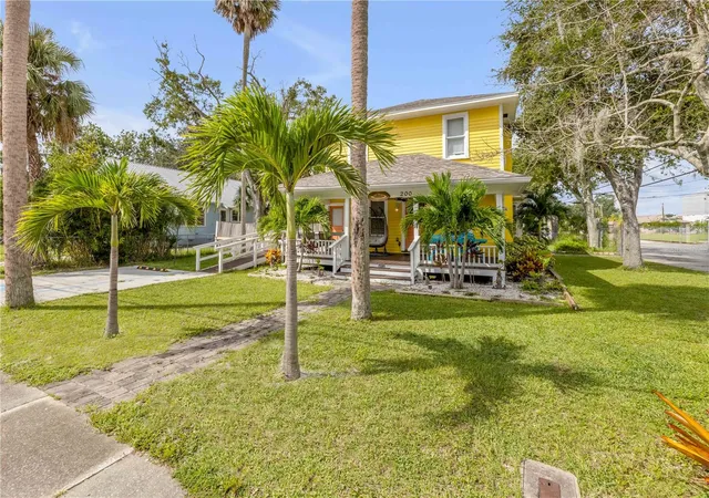Listing Photo 4 - Condo for sale in building located at 200 Live Oak St, NEW SMYRNA BEACH, FL 32168