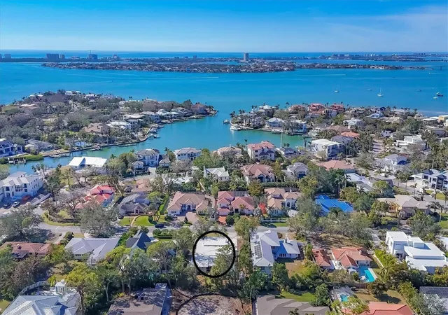Photo 3 of Single family home for sale at 1509 Flower Dr, Sarasota, FL 34239 | MLS# A4665815 | Listing updated on 2026-09-21