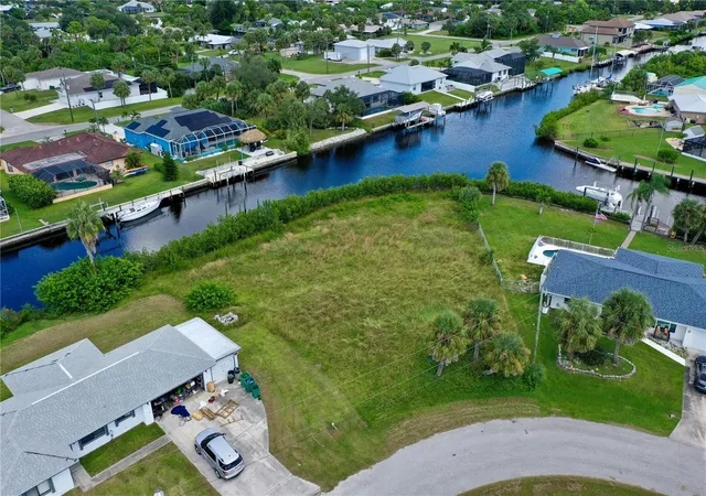 Photo 4 of Land for sale at 18106 Avonsdale Cir, Port Charlotte, FL 33948 | MLS# C7515201 | Listing updated on 2026-09-08