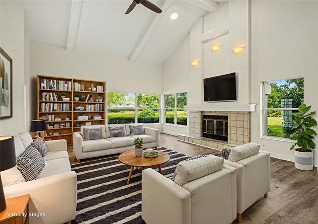 Photo 2 of Sale Pending at 7505 Weeping Willow Blvd, Sarasota, FL 34241 | MLS# O6346384 | Listing updated on 2026-08-06