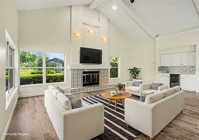 Photo 3 of Sale Pending at 7505 Weeping Willow Blvd, Sarasota, FL 34241 | MLS# O6346384 | Listing updated on 2026-08-06
