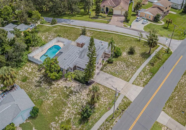 1st image of 912 Riverside Dr, Tarpon Springs, FL 34689 | MLS# TB8430242