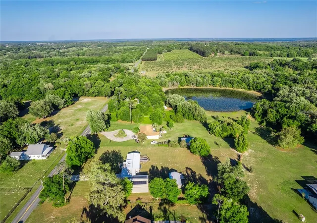 Photo 3 of Manufactured home for sale at 3122 Griffin View Dr, Lady Lake, FL 32159 | MLS# O6346488 | Listing updated on 2026-09-17