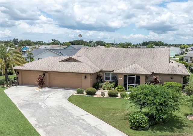 1st image of 301 Thorn Hill Pl, Sun City Center, FL 33573 | MLS# C7515255