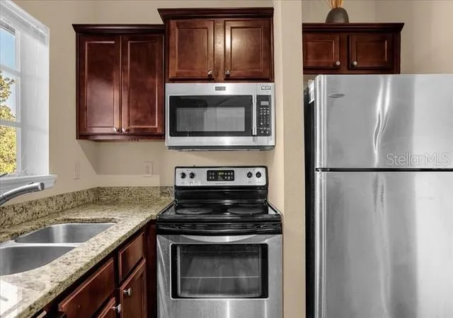 3rd image of 246 Villa Di Este Ter, Lake Mary, FL 32746