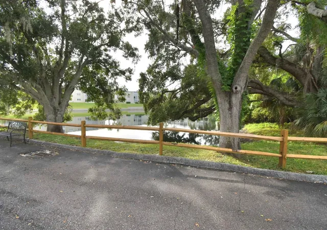 Photo 4 of Condo for sale at 940 Virginia St #108, Dunedin, FL 34698 | MLS# TB8430566 | Listing updated on 2026-10-03