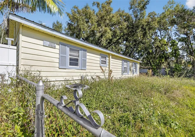 4th image of 311 S Webb Rd, Plant City, FL 33566 | MLS# TB8430698