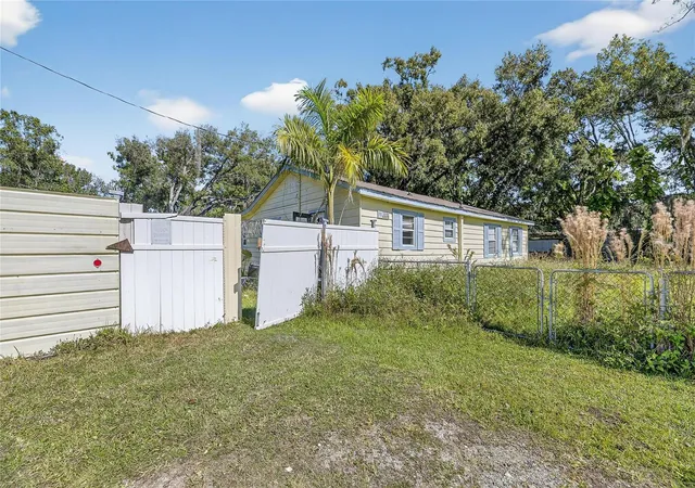 5th image of 311 S Webb Rd, Plant City, FL 33566 | MLS# TB8430698