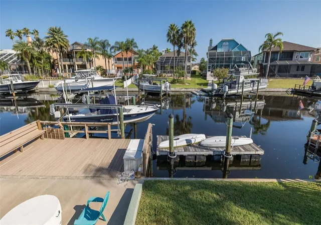 4th image of 4335 Sanddollar Ct, New Port Richey, FL 34652 | MLS# TB8430750