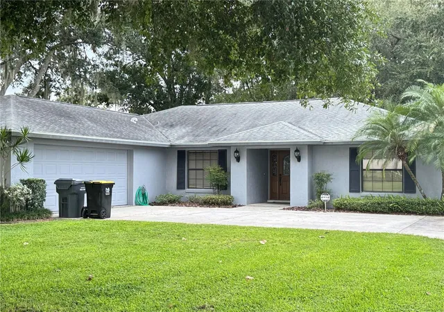 Photo 1 of Single family home for sale at 10 Ft Clinch Heights Rd, Frostproof, FL 33843 | MLS# K4903080 | Listing updated on 2026-10-08