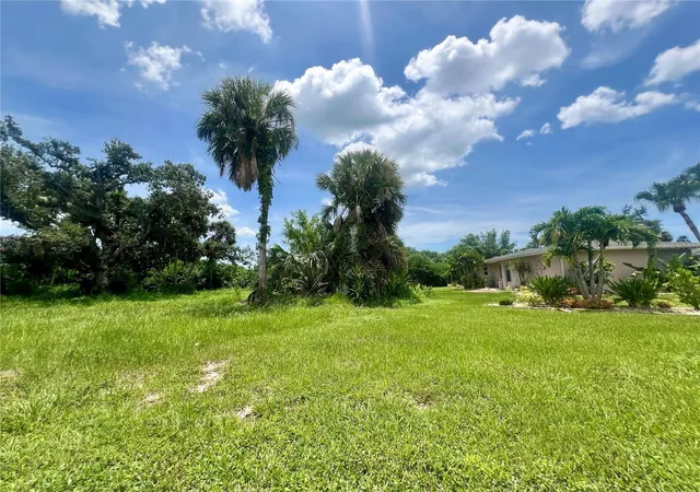 1st image of 25 Oakland Hills Pl, Rotonda West, FL 33947 | MLS# C7515333