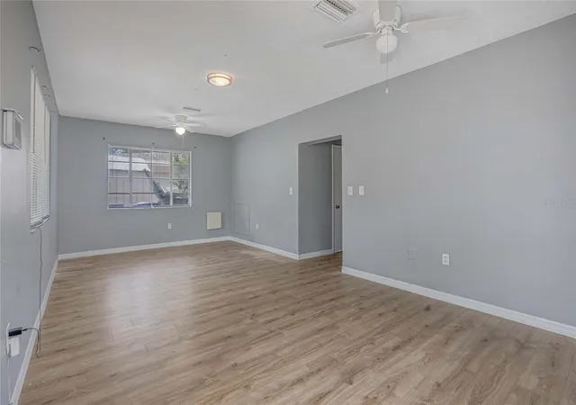 3rd image of 1416 19Th Ave W, Bradenton, FL 34205 | MLS# TB8430840