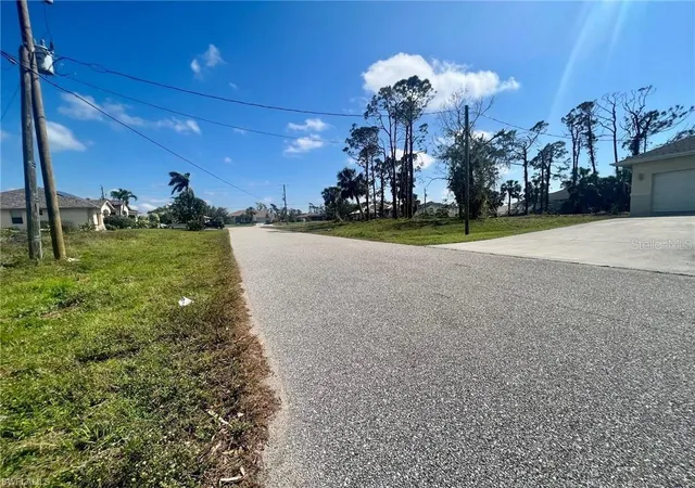 3rd image of 5 Pine Valley Ct, Rotonda West, FL 33947 | MLS# C7515341