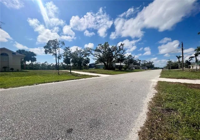 4th image of 5 Pine Valley Ct, Rotonda West, FL 33947 | MLS# C7515341