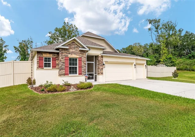 Photo 3 of Single family home for sale at 15298 Nw 121st Place, Alachua, FL 32615 | MLS# GC534268 | Listing updated on 2026-06-24